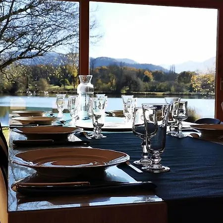 Les Pyrenees Au Bord De L'eau Barbazan